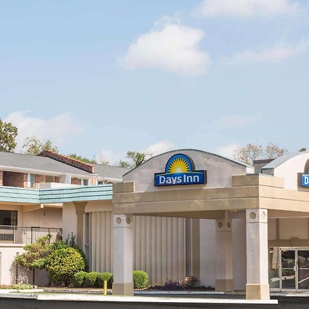 Days Inn By Wyndham אתנס מראה חיצוני תמונה