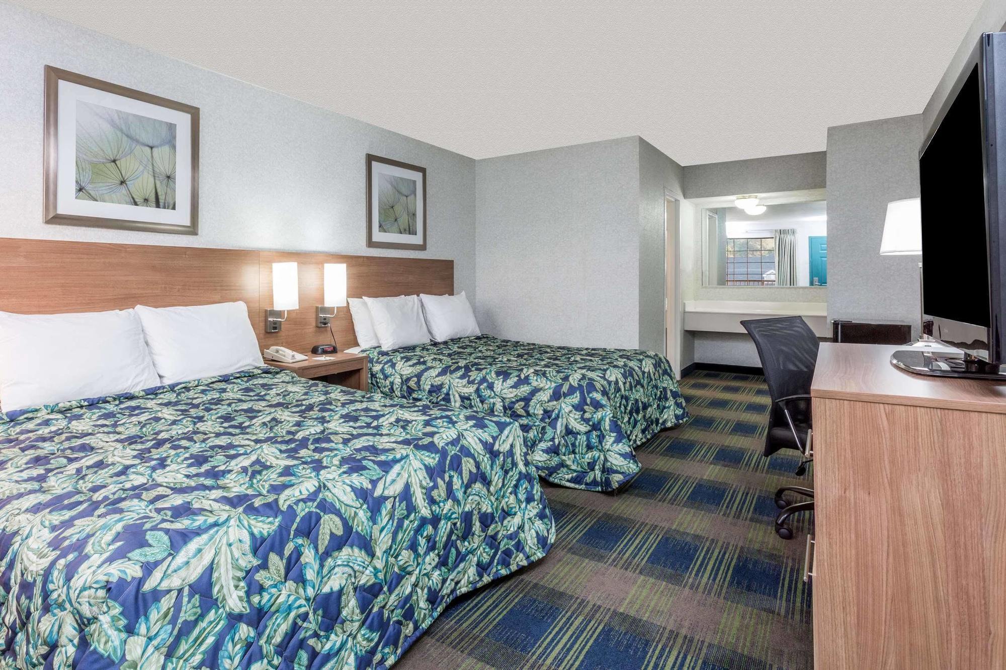 Days Inn By Wyndham אתנס מראה חיצוני תמונה